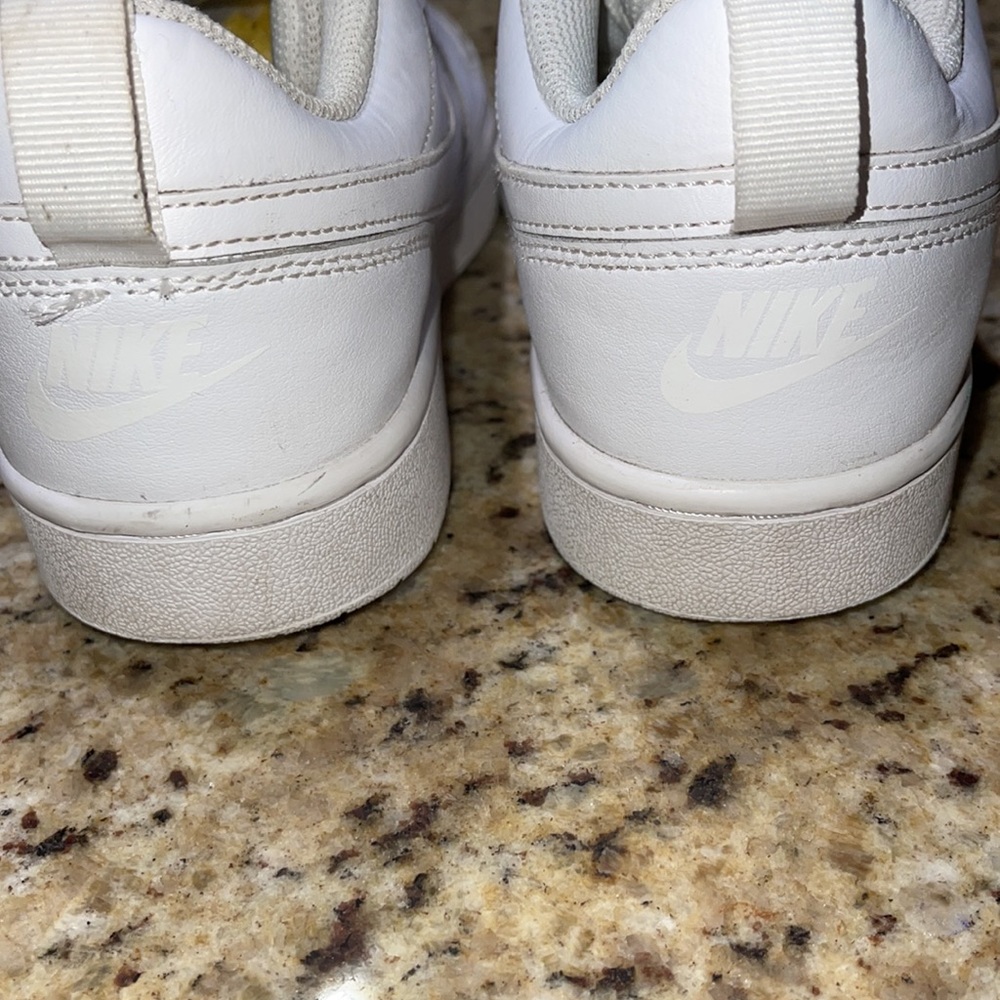 Nike Borough Low - Picture 6 of 8